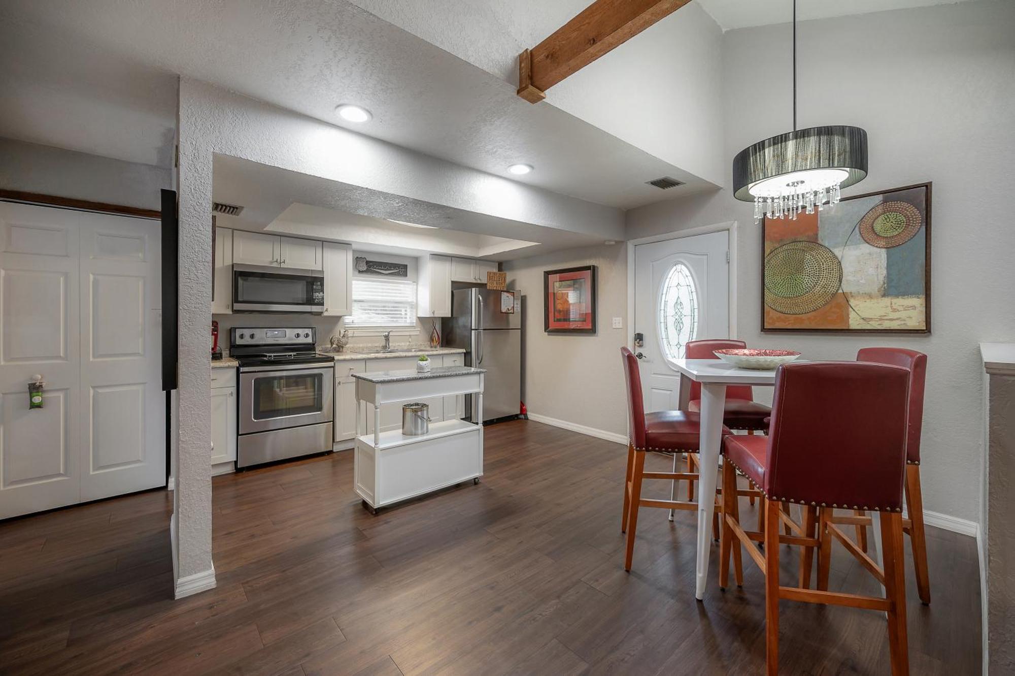 Hidden Couples Loft Retreat In Heights Foodie District Tampa Exterior foto